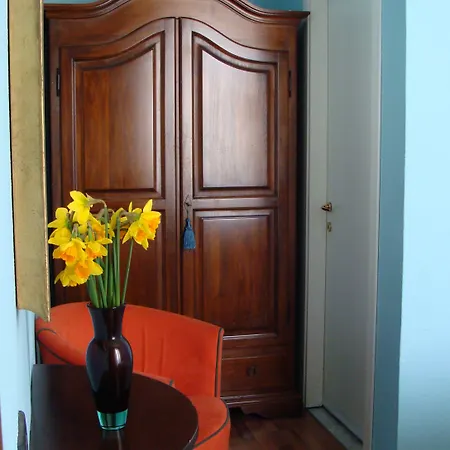 Oda ve Kahvaltı Michelangelo