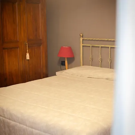Michelangelo Nocleg ze śniadaniem 4*